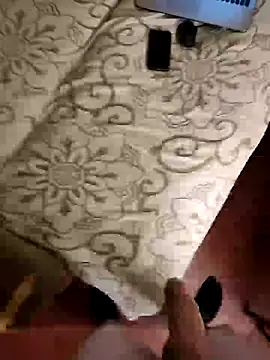 Snapshot of Fregida chatting on 12-23-24, 03:01 Fregida online show from 12-23-24, 03:01