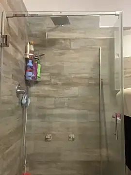 Snapshot of LukonPorn chatting on 03-22-25, 10:17 LukonPorn online show from 03-22-25, 10:17