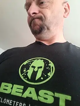 Sports-beast online show from 04-21-26, 07:03