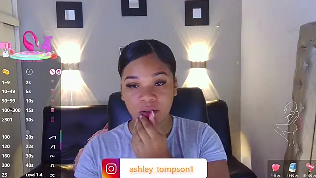 Snapshot of ashley_Tompson1 chatting on 02-25-25, 12:34 ashley Tompson1 online show from 02-25-25, 12:34
