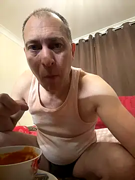 Snapshot of meateater1 chatting on 11-03-25, 12:24 meateater1 online show from 11-03-25, 12:24