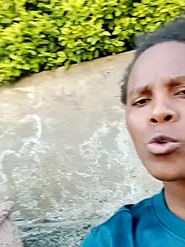 Snapshot of kelsie421 chatting on 12-12-24, 12:55 kelsie421 online show from 12-12-24, 12:55