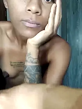 Snapshot of kelsie421 chatting on 12-18-24, 04:31 kelsie421 online show from 12-18-24, 04:31