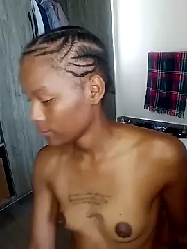 Snapshot of kelsie421 chatting on 12-21-24, 05:47 kelsie421 online show from 12-21-24, 05:47