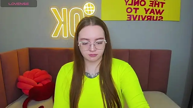 Emma adorablle online show from 02-12-25, 01:41