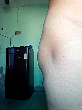 Priya Bong online show from 11-16-25, 06:52