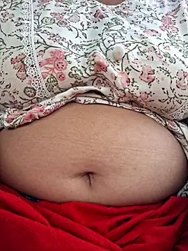 Snapshot of Priya_Bong chatting on 07-07-26, 02:03 Priya Bong online show from 07-07-26, 02:03