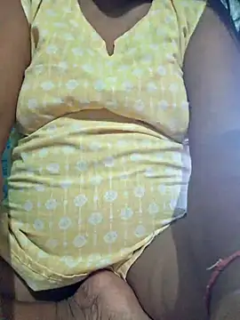 Snapshot of Priya_Bong chatting on 07-24-26, 11:30 Priya Bong online show from 07-24-26, 11:30