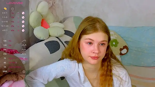 TrissMerigold9 online show from 10-31-25, 09:32