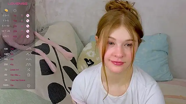 TrissMerigold9 online show from 11-17-25, 08:25