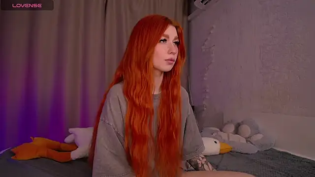 Evaa Moonn  online show from 12-13-24, 02:05