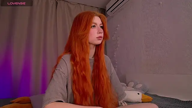 Evaa Moonn  online show from 03-11-25, 02:43