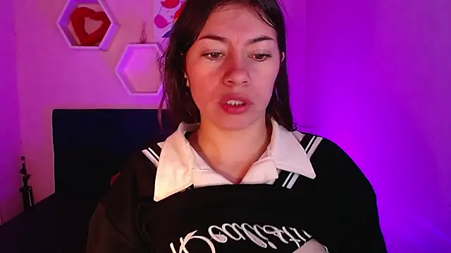 Snapshot of AnnaliOlsenX chatting on 01-15-25, 01:41 AnnaliOlsenX online show from 01-15-25, 01:41