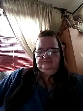 Snapshot of Bayou_Woman68 chatting on 09-15-25, 03:34 Bayou Woman68 online show from 09-15-25, 03:34