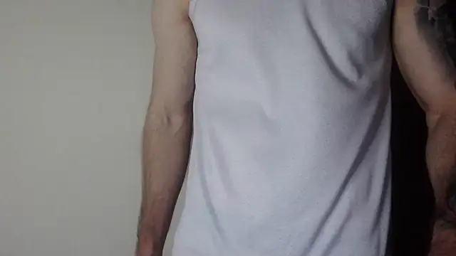 Snapshot of Kenner_fox77 chatting on 03-14-25, 04:10 Kenner fox77 online show from 03-14-25, 04:10