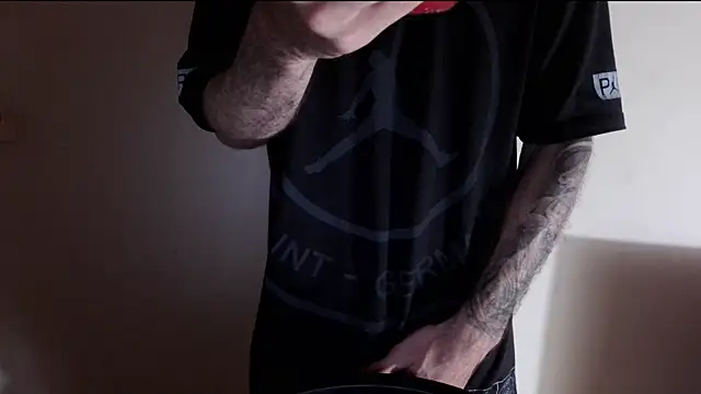 Snapshot of Kenner_fox77 chatting on 09-14-25, 02:00 Kenner fox77 online show from 09-14-25, 02:00