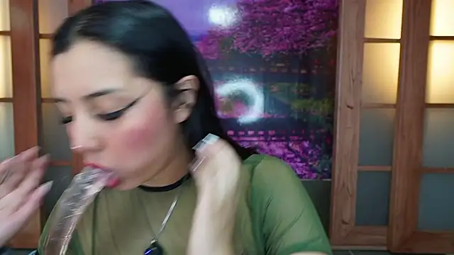 Snapshot of miss_lizith chatting on 09-09-25, 11:10 miss lizith online show from 09-09-25, 11:10