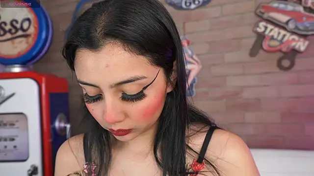 miss lizith online show from 06-26-26, 11:03