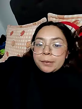 Snapshot of Peach-Lawrence chatting on 12-05-24, 01:14 Peach-Lawrence online show from 12-05-24, 01:14