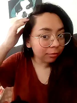 Snapshot of Peach-Lawrence chatting on 12-19-24, 07:40 Peach-Lawrence online show from 12-19-24, 07:40