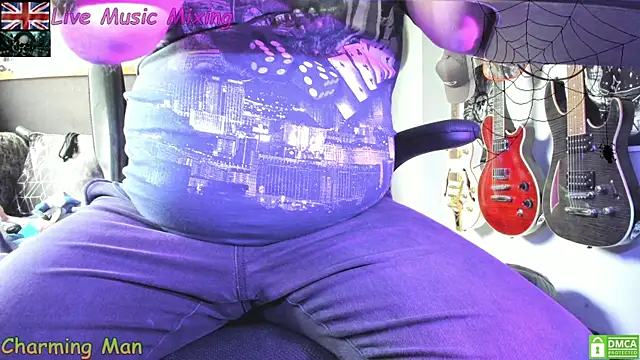 Snapshot of TheGothKing chatting on 02-12-25, 02:10 TheGothKing online show from 02-12-25, 02:10