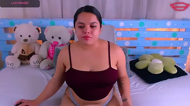 Snapshot of Sara-04 chatting on 01-30-25, 12:50 Sara-04 online show from 01-30-25, 12:50