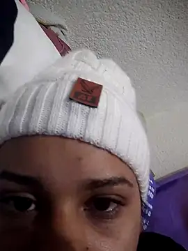  Miaaleon online show from 11-15-25, 09:28