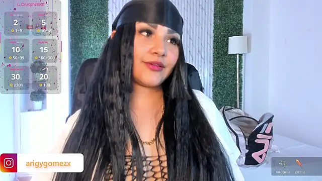 ArigyGomez online show from 01-10-26, 04:20