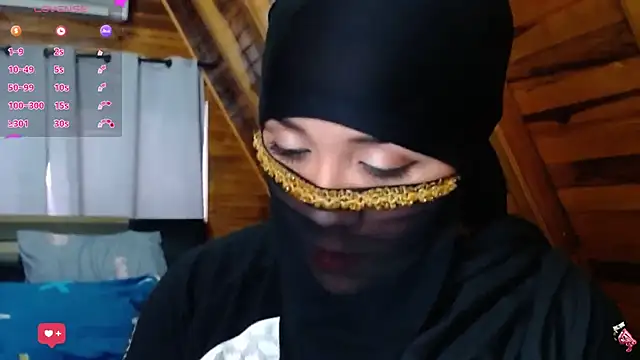 Snapshot of AmbarBurhan chatting on 10-21-25, 04:08 AmbarBurhan online show from 10-21-25, 04:08