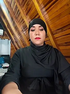 Snapshot of AmbarBurhan chatting on 11-29-25, 04:32 AmbarBurhan online show from 11-29-25, 04:32