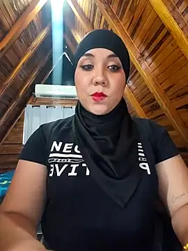 Snapshot of AmbarBurhan chatting on 12-03-25, 05:44 AmbarBurhan online show from 12-03-25, 05:44