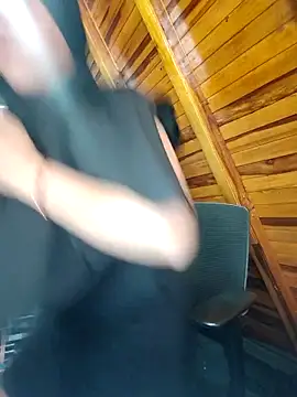 Snapshot of AmbarBurhan chatting on 02-16-26, 06:15 AmbarBurhan online show from 02-16-26, 06:15