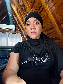 Snapshot of AmbarBurhan chatting on 02-28-26, 03:57 AmbarBurhan online show from 02-28-26, 03:57