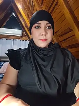 Snapshot of AmbarBurhan chatting on 05-28-26, 03:42 AmbarBurhan online show from 05-28-26, 03:42