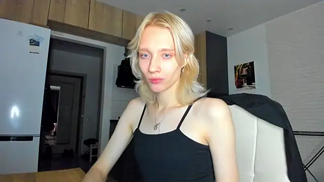  Alice Kitty online show from 12-01-25, 06:35