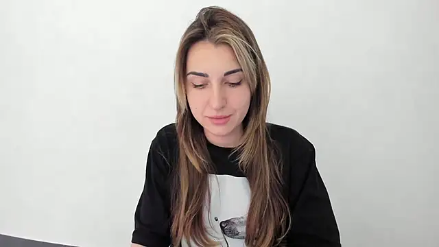 Summmmersky online show from 03-15-25, 04:43