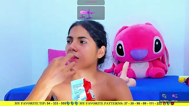 AriannaLewiis online show from 05-19-26, 01:56