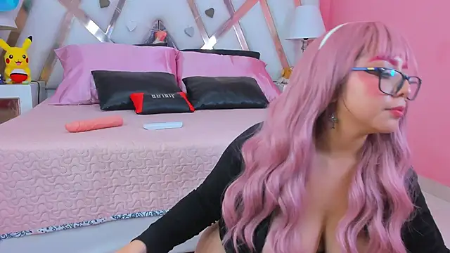 Snapshot of AnngelaSkye chatting on 01-19-25, 08:29 AnngelaSkye online show from 01-19-25, 08:29