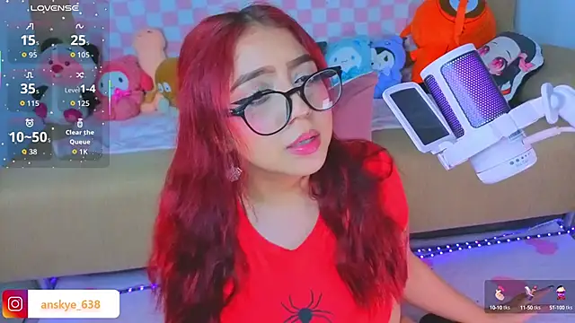 Snapshot of AnngelaSkye chatting on 09-26-25, 04:49 AnngelaSkye online show from 09-26-25, 04:49