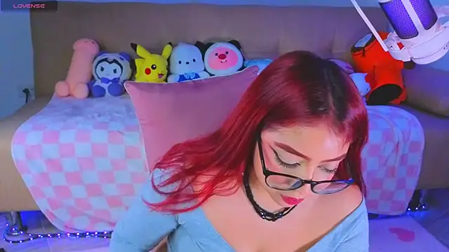 Snapshot of AnngelaSkye chatting on 10-09-25, 03:59 AnngelaSkye online show from 10-09-25, 03:59