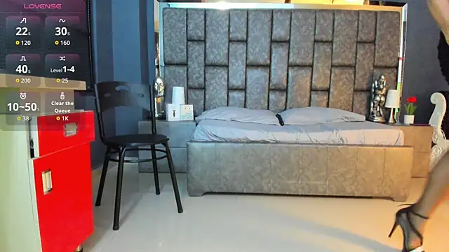 Matureyulyet online show from 10-04-25, 09:24