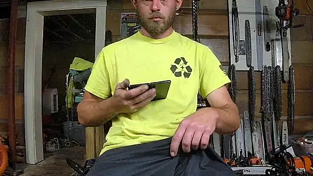 Snapshot of Bigoleslong98765 chatting on 10-19-25, 06:19 Bigoleslong98765 online show from 10-19-25, 06:19