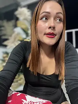 Snapshot of Miss-Abbii chatting on 12-22-24, 11:09 Miss-Abbii online show from 12-22-24, 11:09