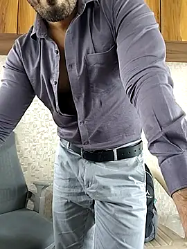 indianguy89 online show from 04-15-26, 06:20