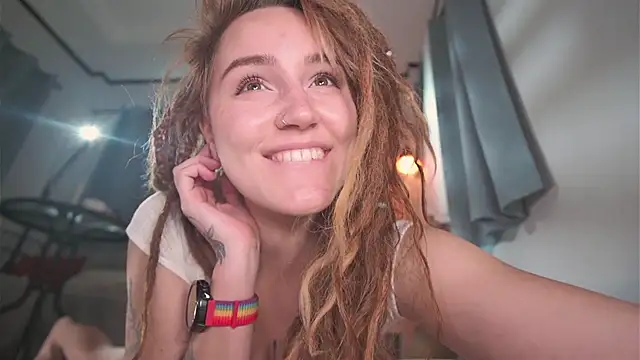 Winnie sweet online show from 10-13-25, 09:53