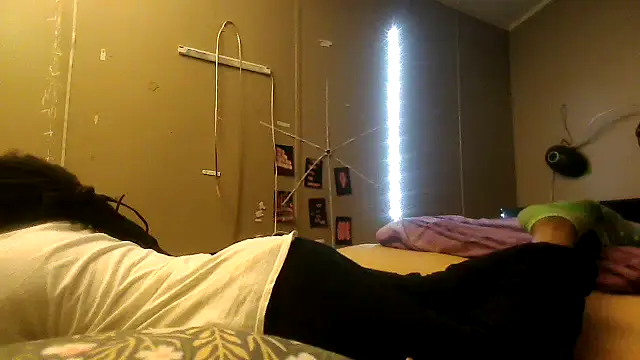 Snapshot of EbonyFetishQueen chatting on 09-09-25, 12:05 EbonyFetishQueen online show from 09-09-25, 12:05