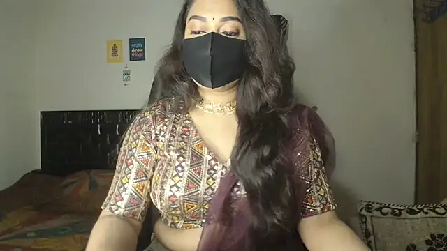 Most-Beautiful-Queen online show from 03-22-26, 07:50