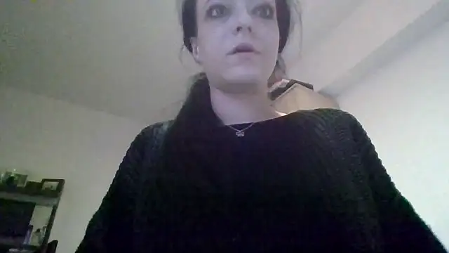 Snapshot of IzabelllNoir chatting on 01-13-25, 09:09 IzabelllNoir online show from 01-13-25, 09:09