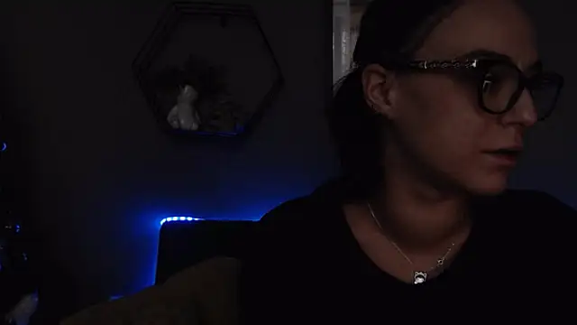 Snapshot of IzabelllNoir chatting on 01-14-25, 09:13 IzabelllNoir online show from 01-14-25, 09:13
