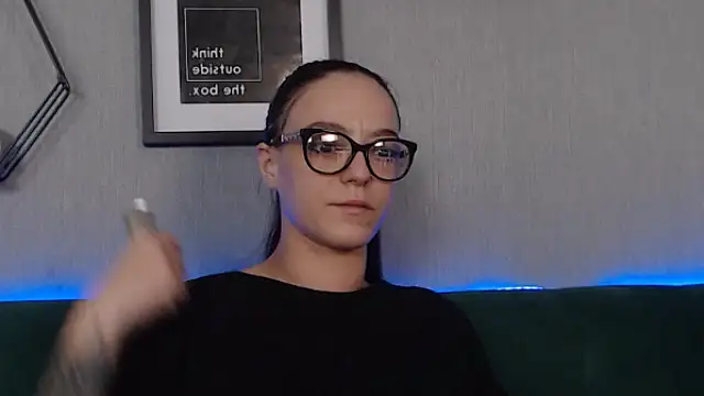 Snapshot of IzabelllNoir chatting on 01-17-25, 12:42 IzabelllNoir online show from 01-17-25, 12:42